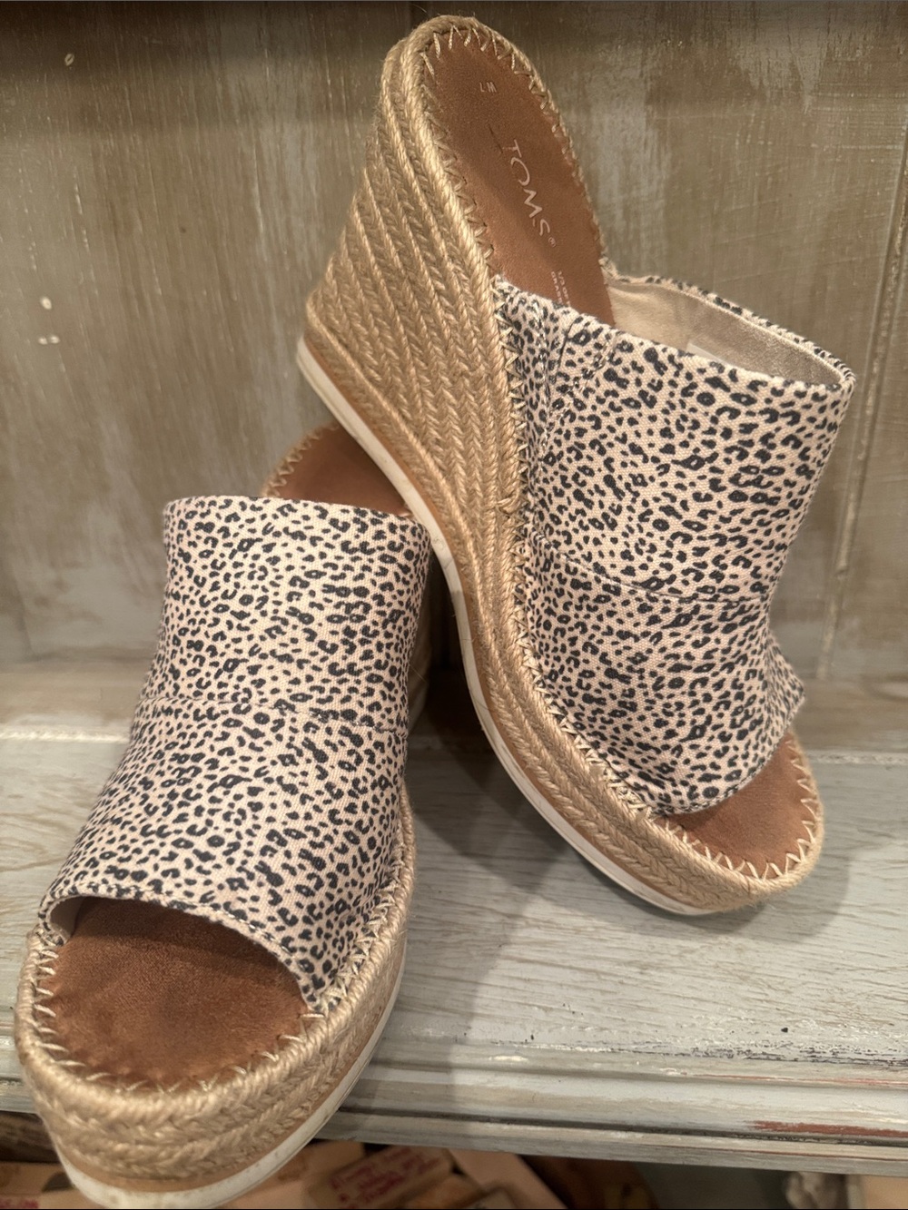 TOMS Leopard-Pattern Espadrille Wedge Slide - Beige & Black